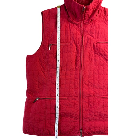 Chico's Red Quilted Zip Up Pocket Vest - Size 1 / Medium / 8 - Picture 11 of 12